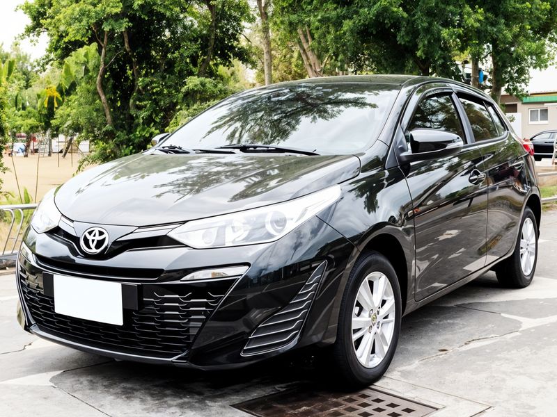 TOYOTA YARIS image 1