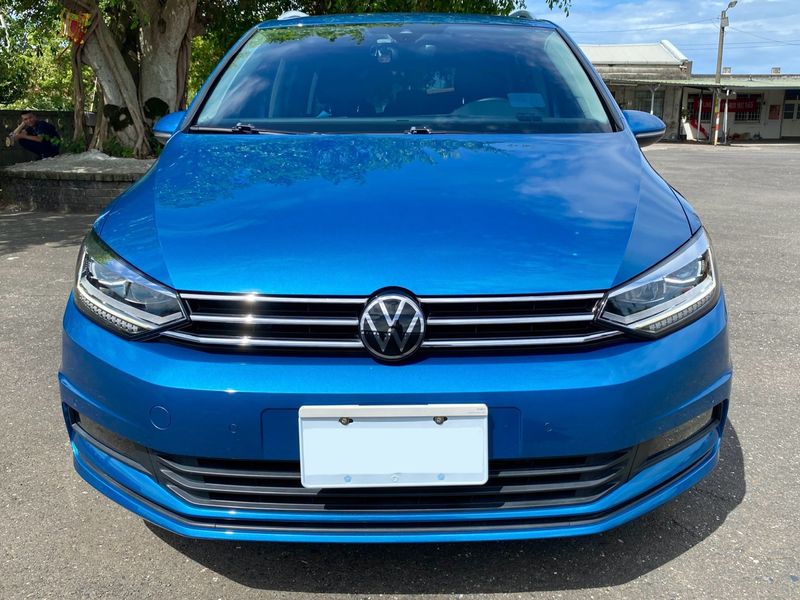 Volkswagen Touran image 1