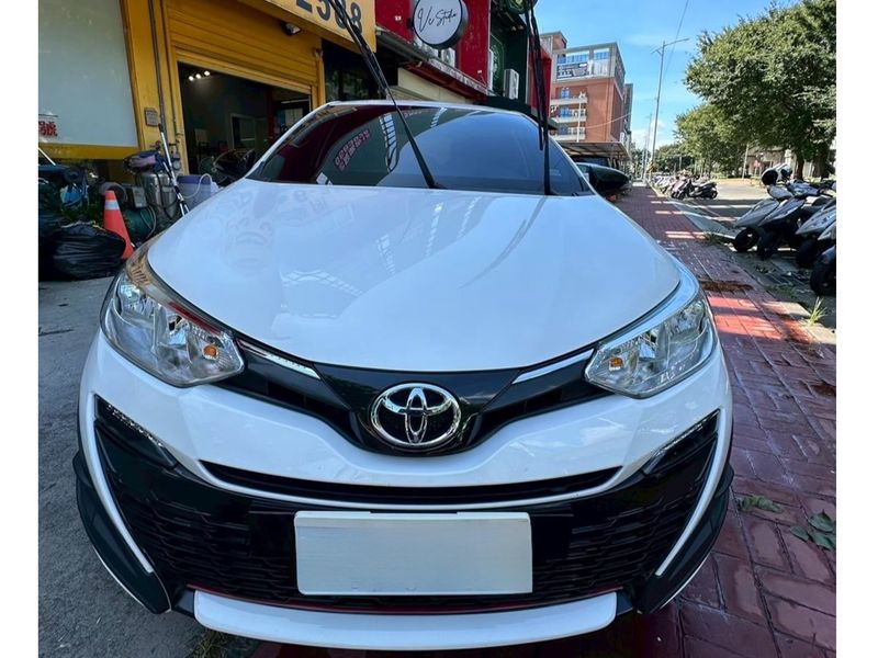TOYOTA YARIS image 1