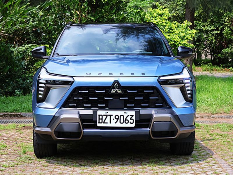MITSUBISHI XForce image 1