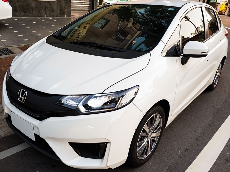 HONDA FIT image 1