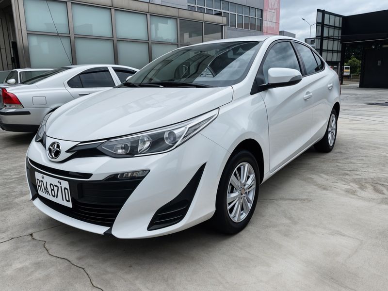 Supplier Choice Compact Car image 1