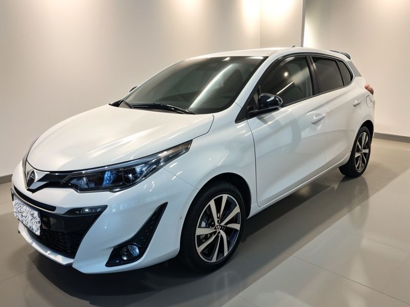 TOYOTA YARIS image 1