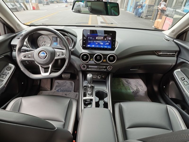 復興租車的NISSANSENTRA車圖照