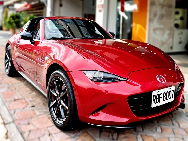 MAZDA MX-5 image 1