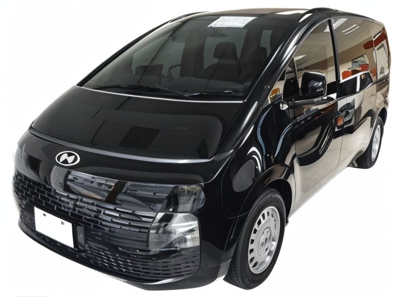 HYUNDAI STARIA image 1