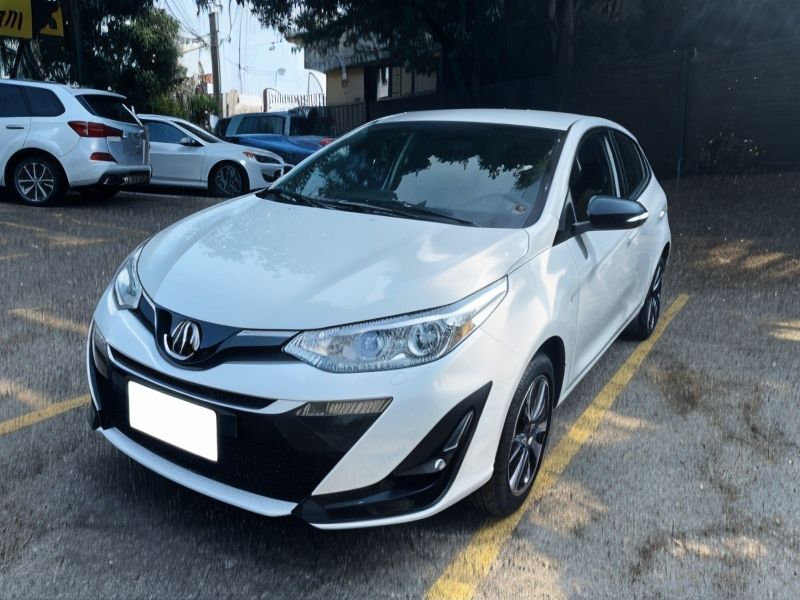TOYOTA YARIS image 1