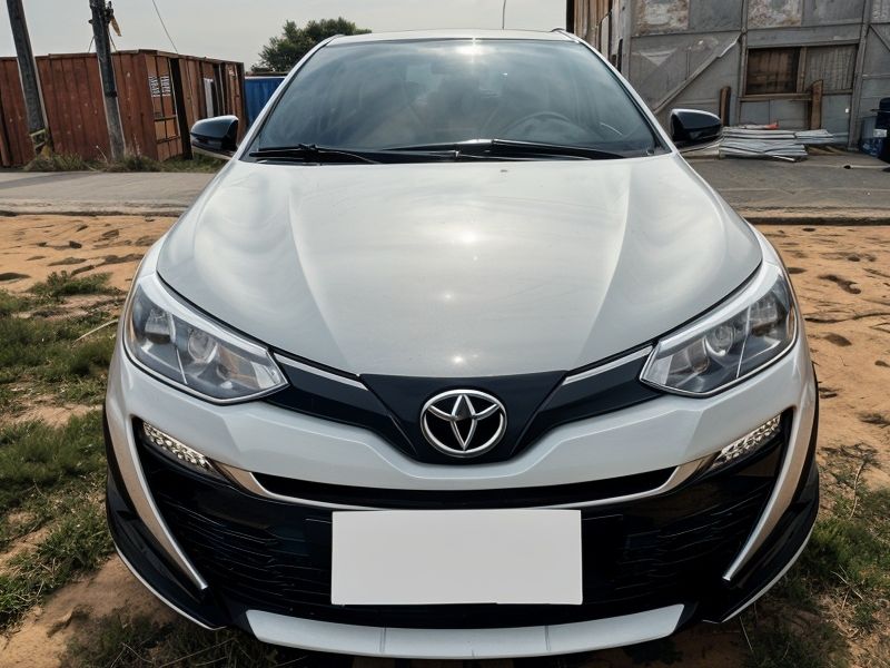 TOYOTA YARIS image 1