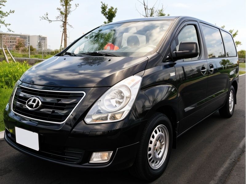 HYUNDAI STAREX image 1