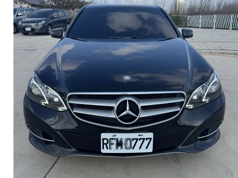 Mercedes-Benz E-Class image 1